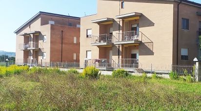 Loft 6 locali di 135 m² a Bellante (64020)