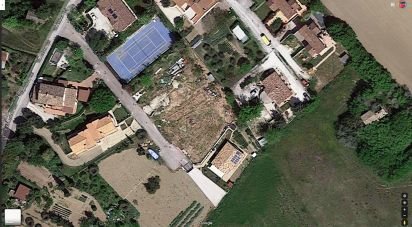 Terreno di 1.900 m² in Osimo (60027)