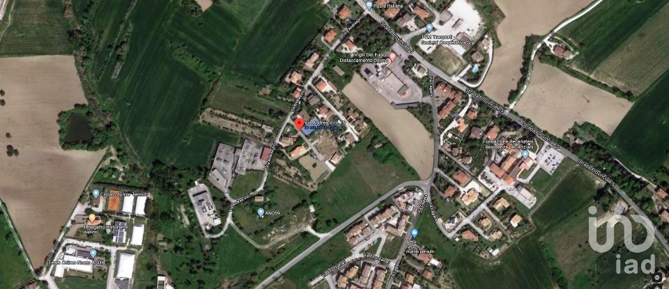 Land of 1,900 m² in Osimo (60027)