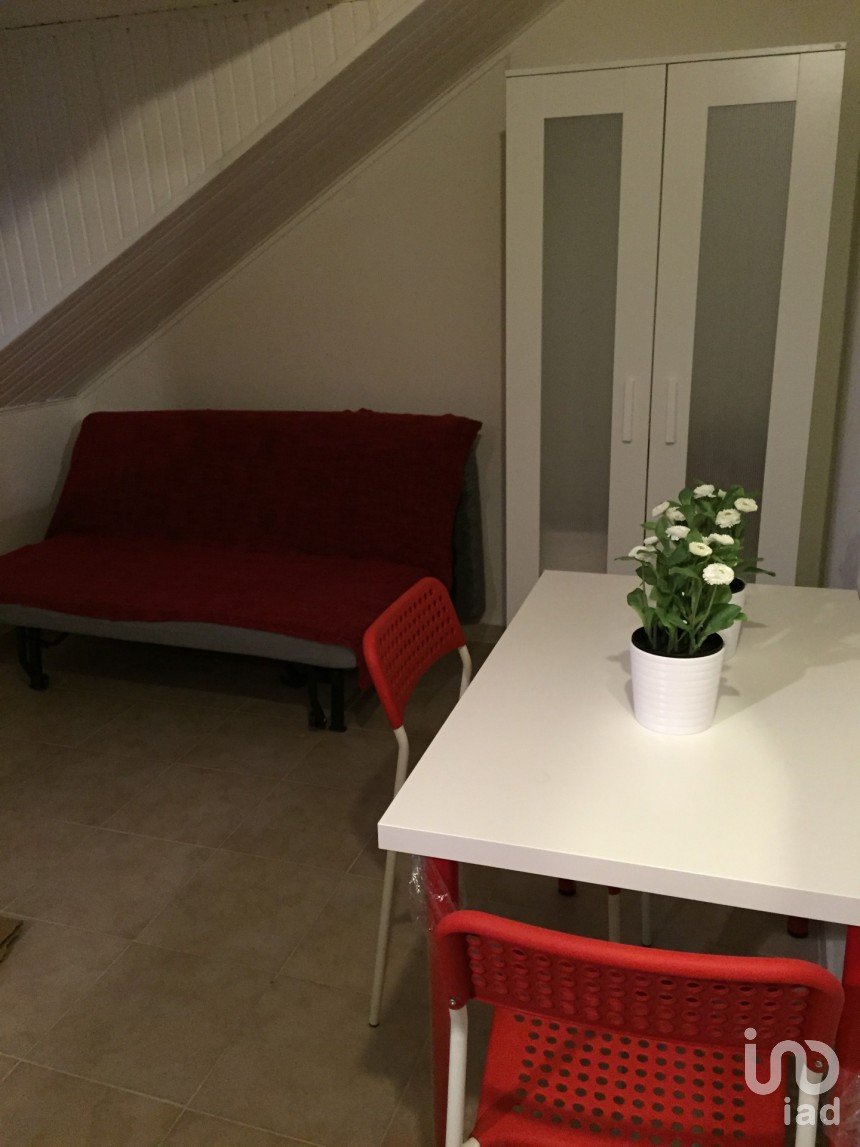 One-room apartment of 18 m² in Torino (10126)