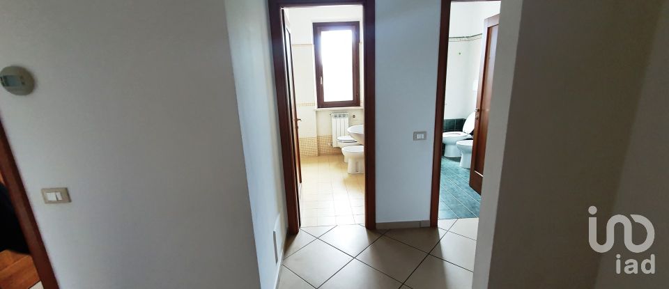 Four-room apartment of 108 m² in Castelfidardo (60022)