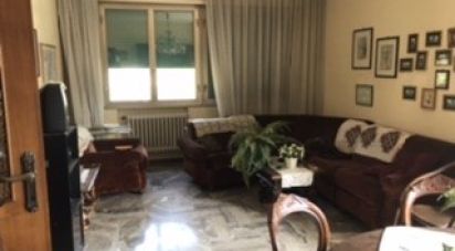 Casa indipendente / Villa 6 locali di 180 m² in Teramo (64100)