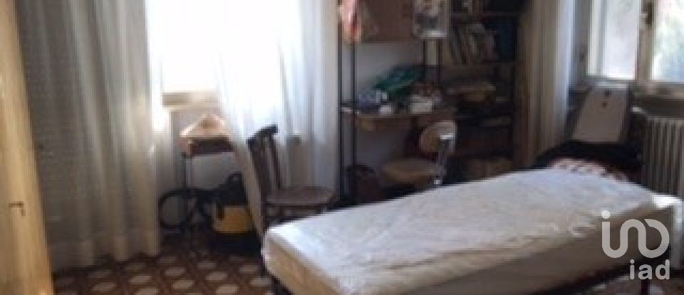 Casa indipendente / Villa 6 locali di 180 m² in Teramo (64100)