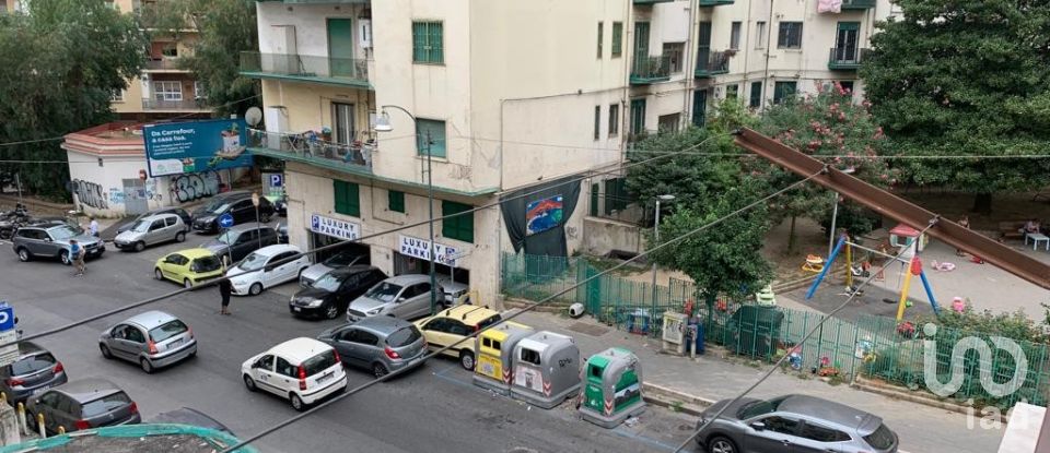 Four-room apartment of 85 m² in Napoli (80128)