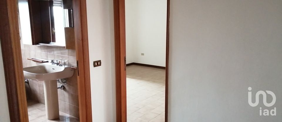 Appartamento 9 locali di 120 m² a Fermo (63900)
