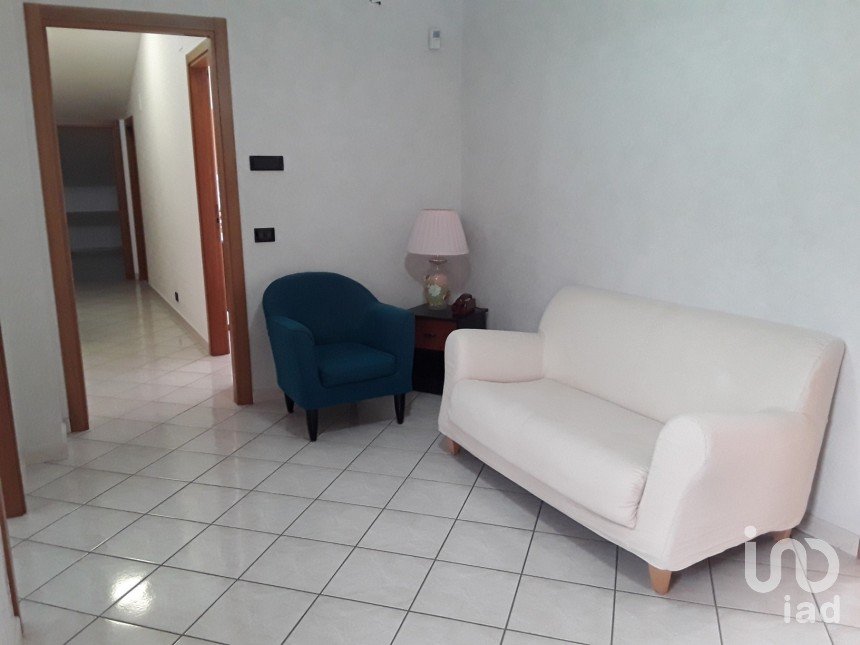 Appartamento 5 locali di 95 m² a Amantea (87032)