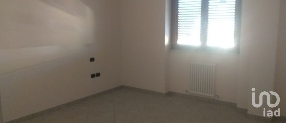 Loft 6 rooms of 102 m² in Bellante (64020)