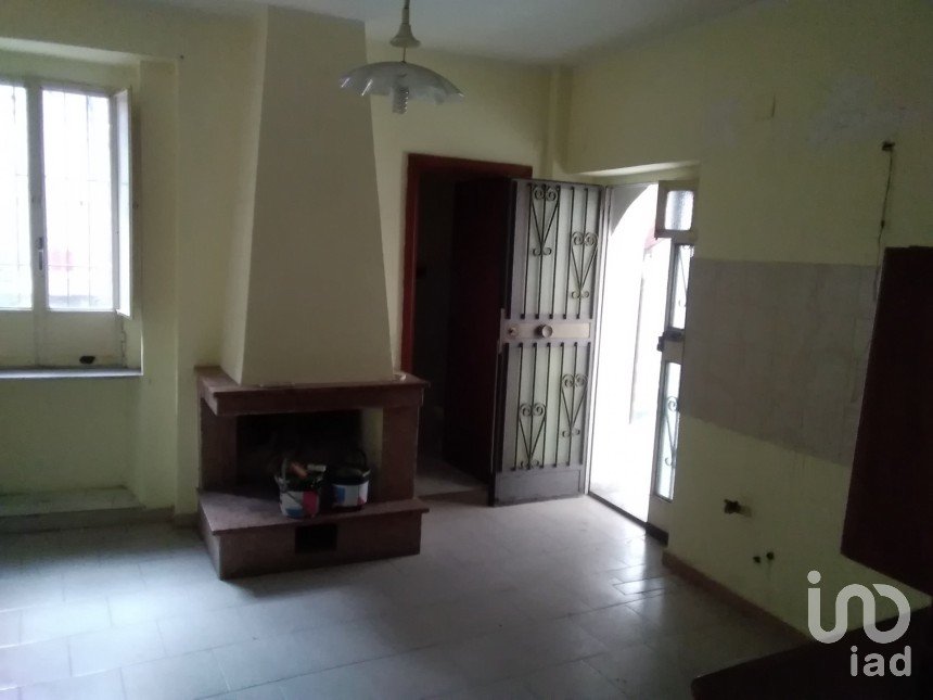 Three-room apartment of 40 m² in Cosenza (87100)