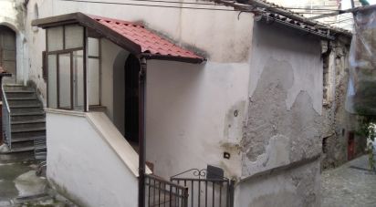 Trilocale di 40 m² a Cosenza (87100)