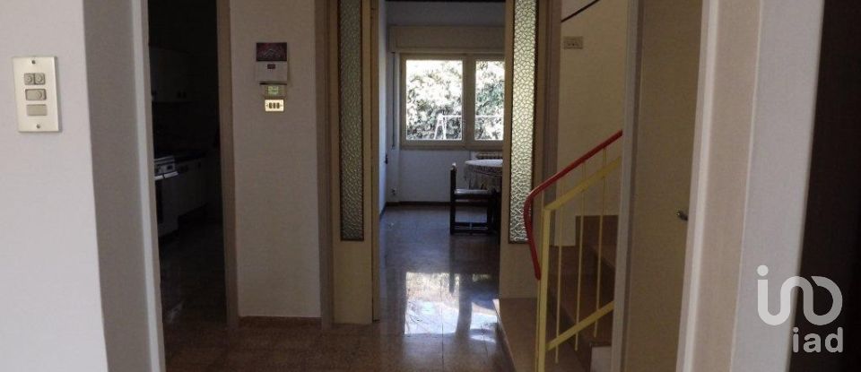 Villa a schiera 9 locali di 160 m² in Pescara (65129)
