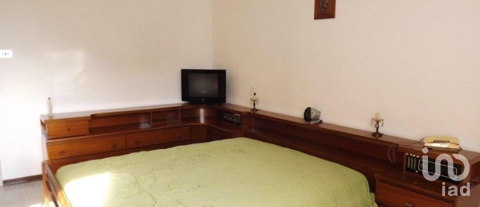 Villa a schiera 9 locali di 160 m² in Pescara (65129)