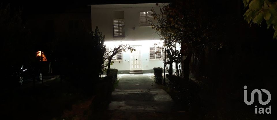 Villa a schiera 9 locali di 160 m² in Pescara (65129)