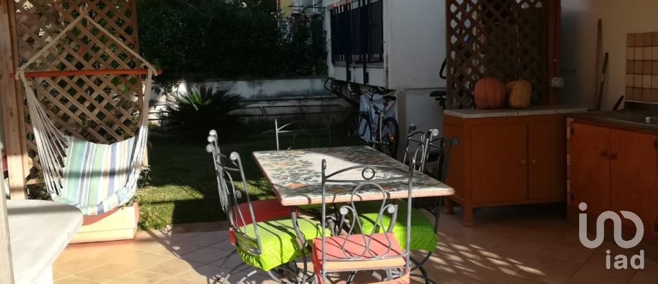 House 8 rooms of 180 m² in Amantea (87032)