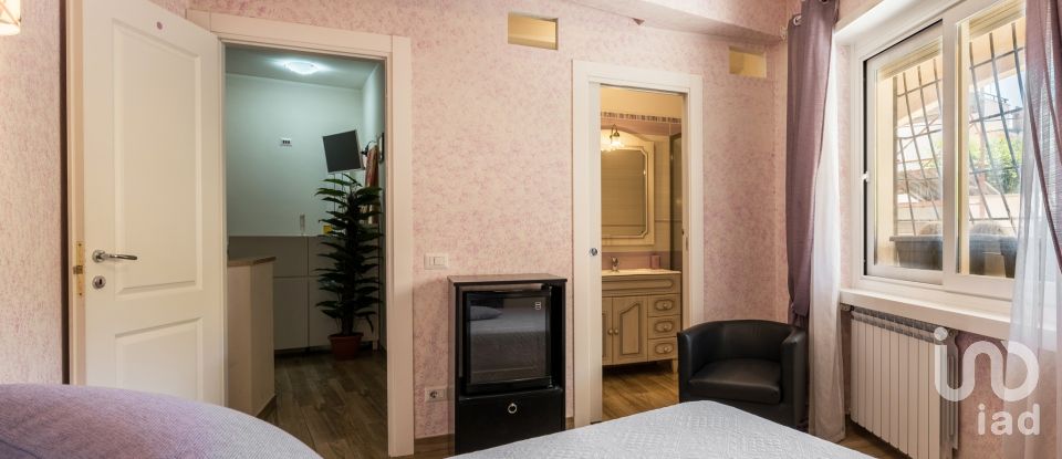 Four-room apartment of 102 sq m in Fiumicino (00054)
