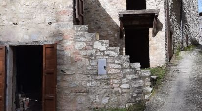 Appartamento 0 locali di 120 m² a Spoleto (06049)