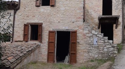 Appartamento 0 locali di 120 m² a Spoleto (06049)