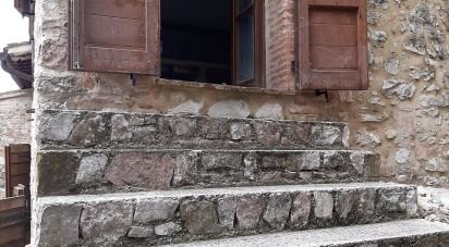 Appartamento 0 locali di 120 m² a Spoleto (06049)