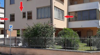Bilocale di 104 m² a Foligno (06034)