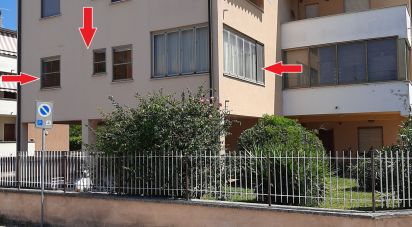 Two-room apartment of 104 m² in Foligno (06034)