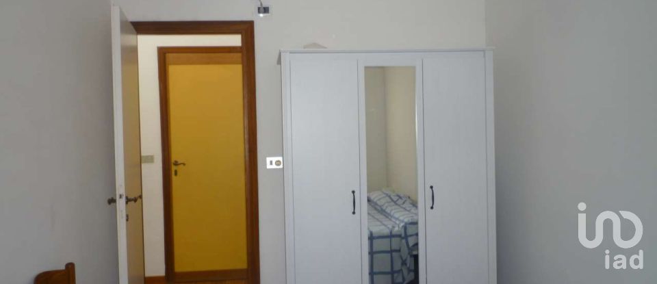 Loft 4 rooms of 50 sq m in Silvi (64028)