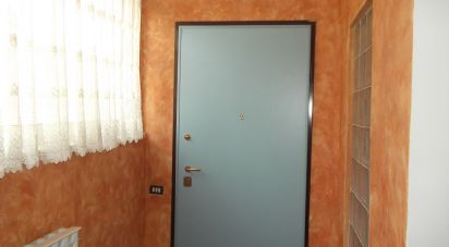 Apartment 7 rooms of 100 sq m in Avezzano (67051)