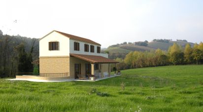 House/villa 0 rooms of 200 sq m in Acquaviva Picena (63075)