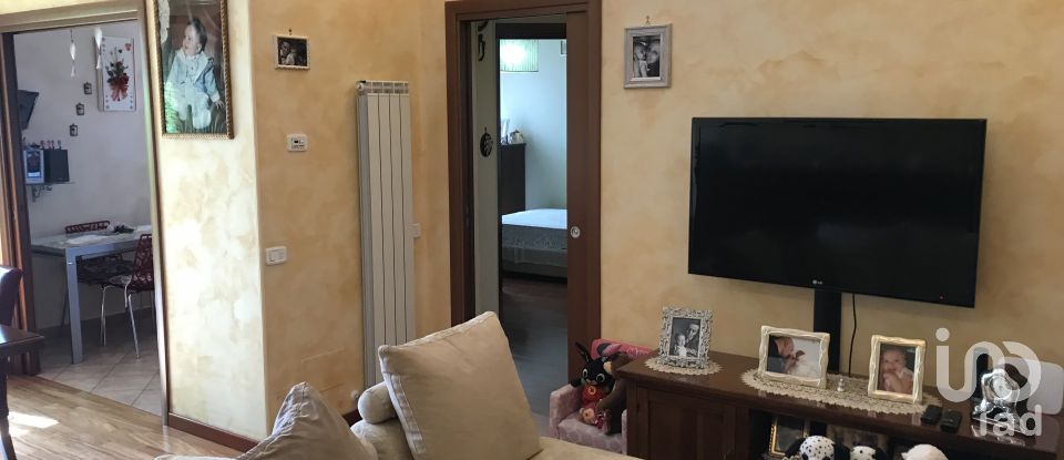 Apartment 6 rooms of 93 m² in Monte Urano (63813)
