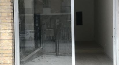 Negozio / locale commerciale di 60 m² in Fermo (63900)