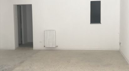 Negozio / locale commerciale di 60 m² in Fermo (63900)