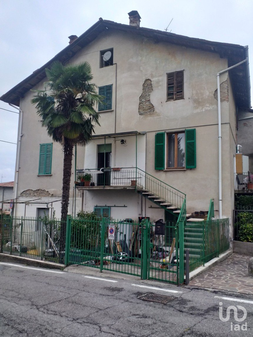 Appartamento 5 locali di 106 m² a Cisano Bergamasco (24034)