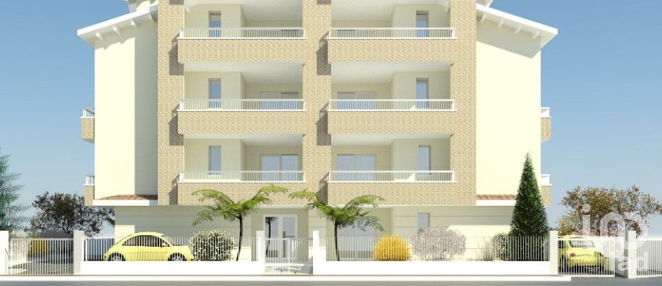 Three-room apartment of 65 sq m in Tortoreto (64018)