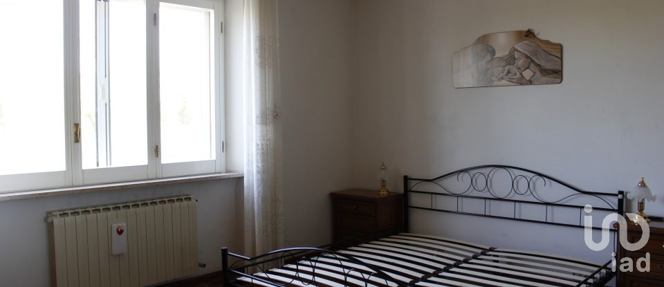 Apartment 5 rooms of 165 sq m in Recanati (62019)