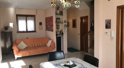 Casa indipendente / Villa 13 locali di 180 m² in Porto Sant'Elpidio (63821)