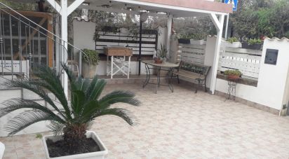 Duplex 7 locali di 86 m² a Silvi (64028)