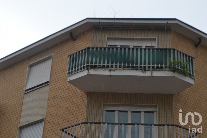 Appartamento 5 locali di 139 m² a Diano d'Alba (12051)
