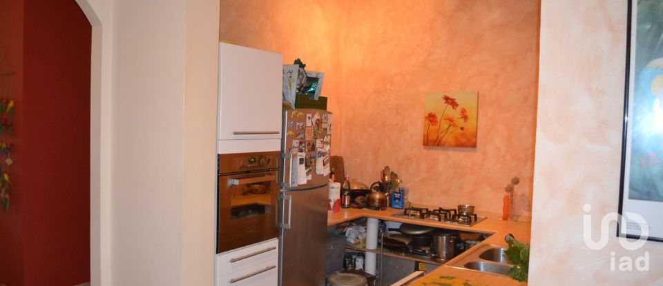 Apartment 5 rooms of 139 sq m in Diano d'Alba (12051)