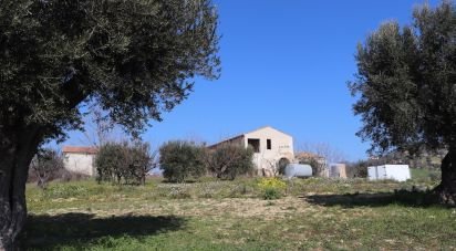 Town house 15 rooms of 440 sq m in Colonnella (64010)