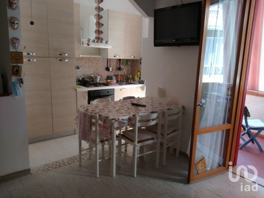 Quadrilocale di 55 m² a Alba Adriatica (64011)