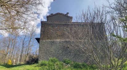 Rustico 0 locali di 300 m² in Apecchio (61042)