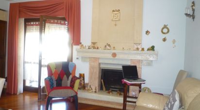 Appartamento 9 locali di 150 m² a Silvi (64028)