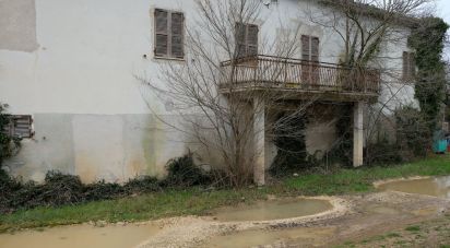 Casa indipendente 9 locali di 300 m² in Cerreto d'Esi (60043)