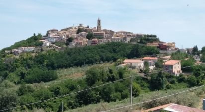 Palazzo / Stabile di 1.400 m² in Cellino Attanasio (64036)