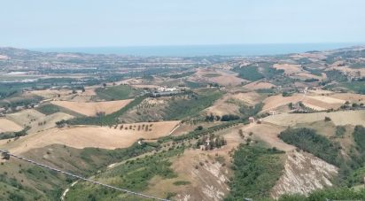 Palazzo / Stabile di 1.400 m² in Cellino Attanasio (64036)