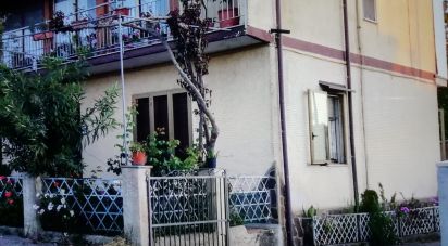 House 9 rooms of 100 m² in Drapia (89862)