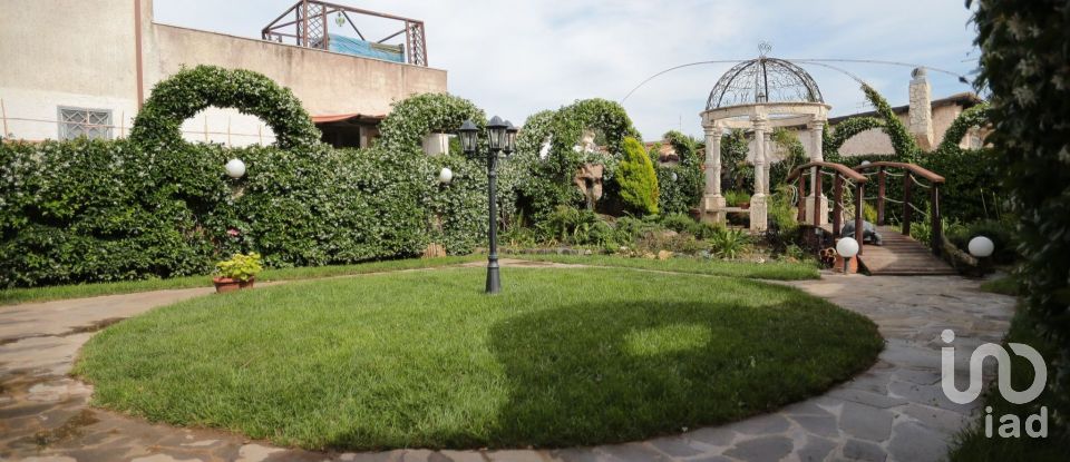 Casa indipendente 6 locali di 149 m² in Fiumicino (00054)