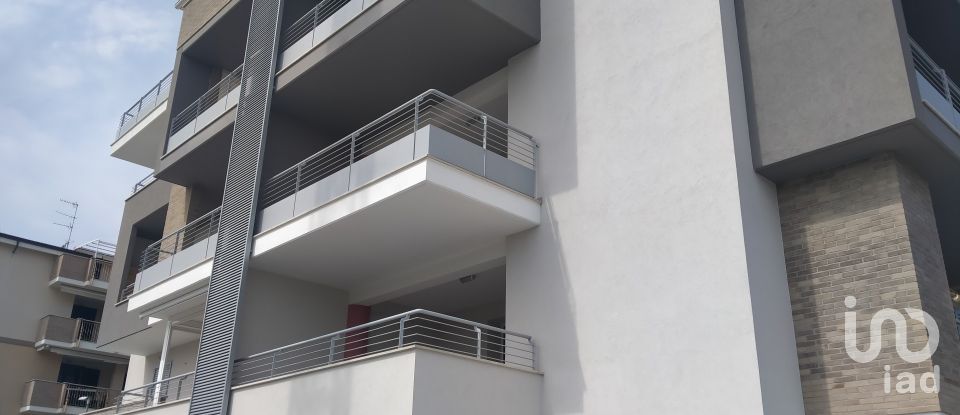 Three-room apartment of 54 sq m in Tortoreto (64018)