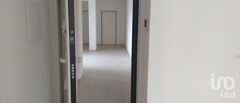 Three-room apartment of 54 sq m in Tortoreto (64018)