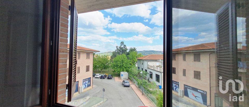Quadrilocale di 84 m² a Castelfidardo (60022)