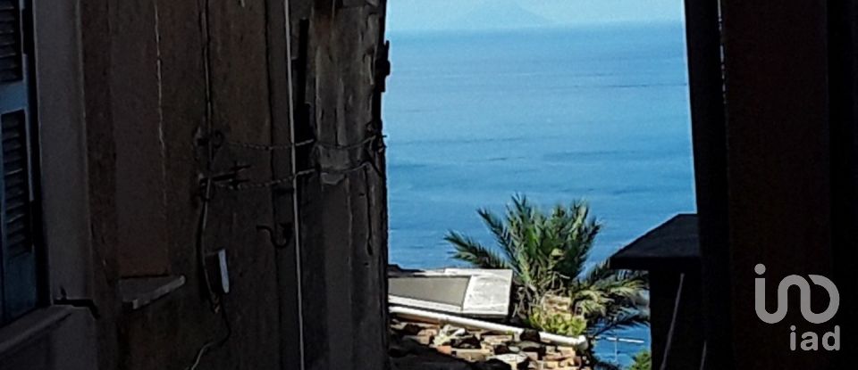 Casa di paese 6 locali di 320 m² in - (87030)