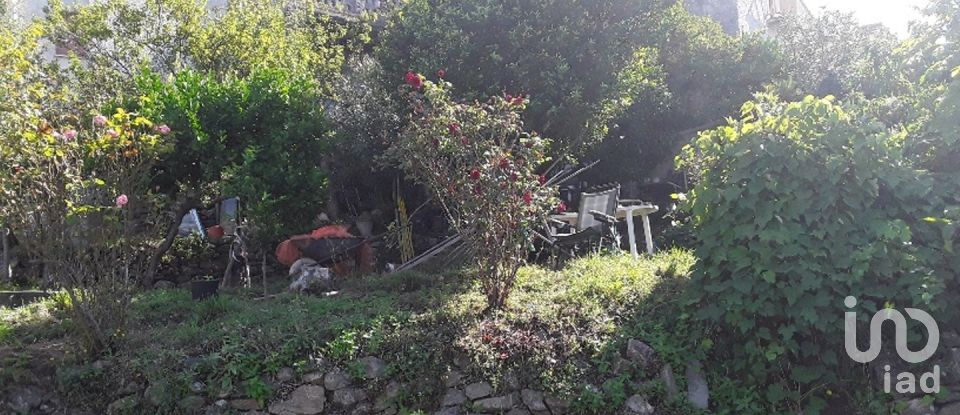 Casa di paese 6 locali di 320 m² in - (87030)